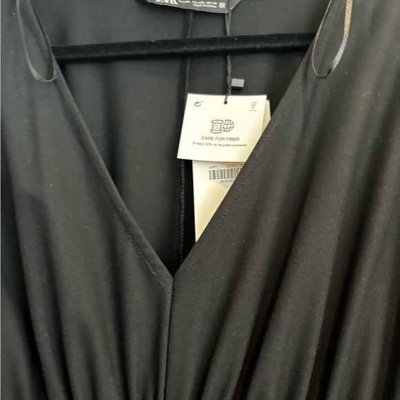 NEW ….Zara black midi dress NWT - Picture 12 of 16